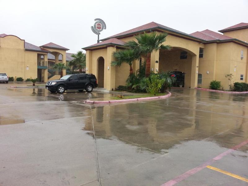 Texas Inn And Suites - Rio Grande Valley Edinburg Exterior foto